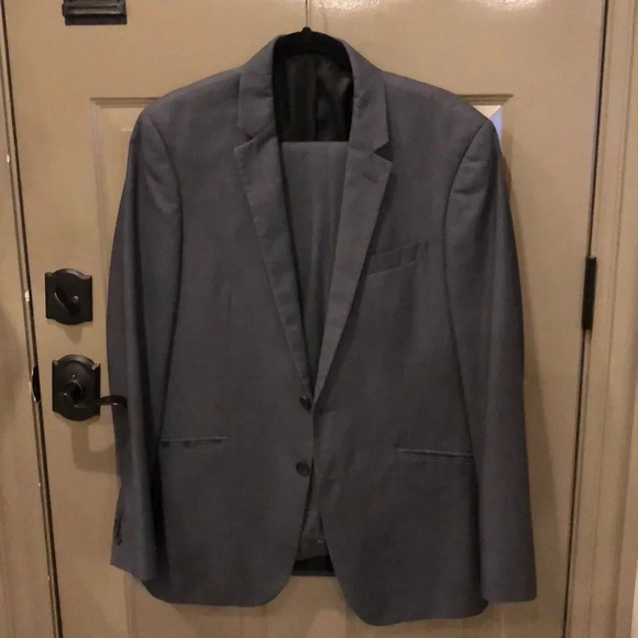Kenneth Cole Reaction men’s suit - Picture 1 of 2
